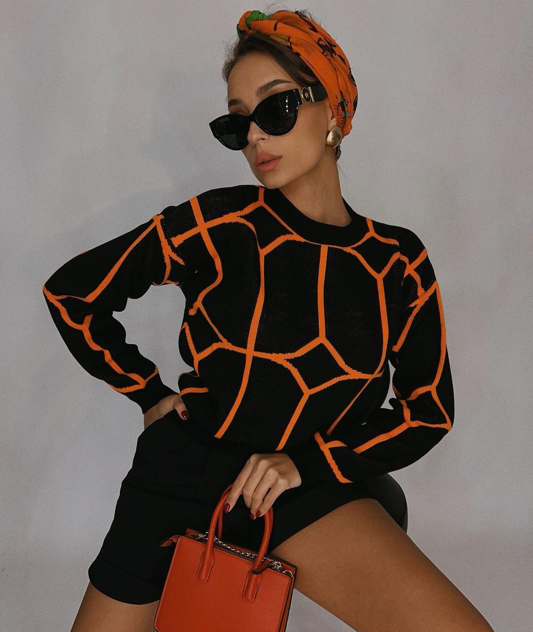 Russia hot selling round neck line pattern woollen knitted top